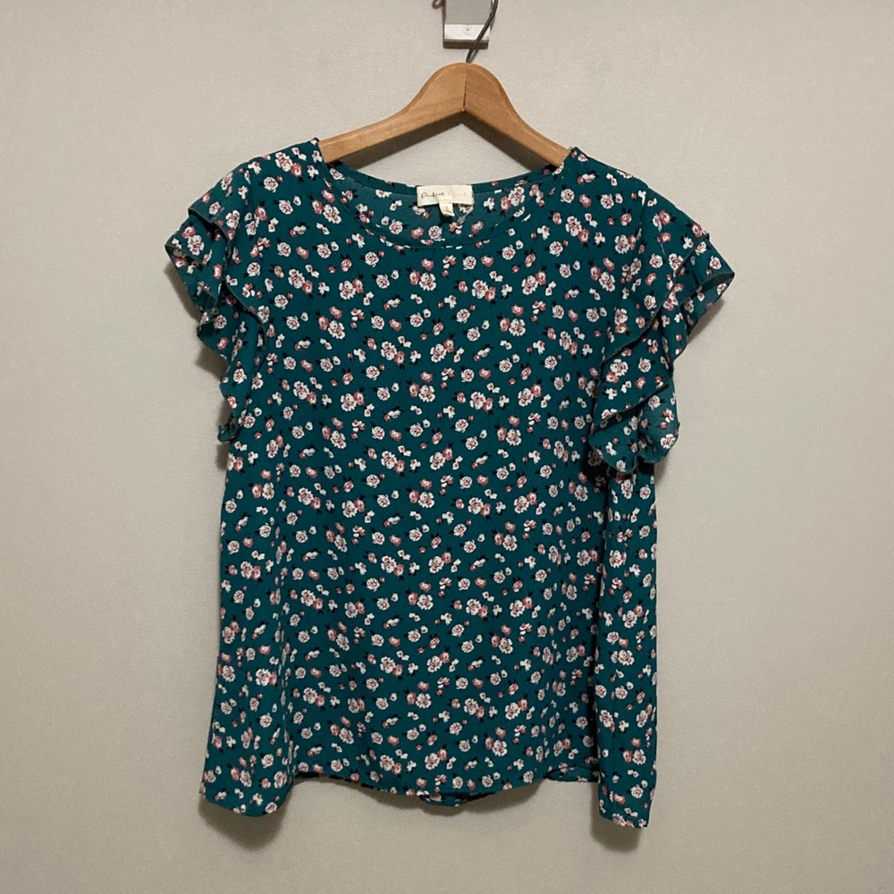 Perfect Peach Green Floral Ruffle Cap Sleeve Blouse, Women’s Size Small, pink